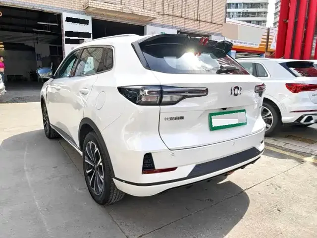 Changan Qiyuan Q05 — Фото автомобиля 7