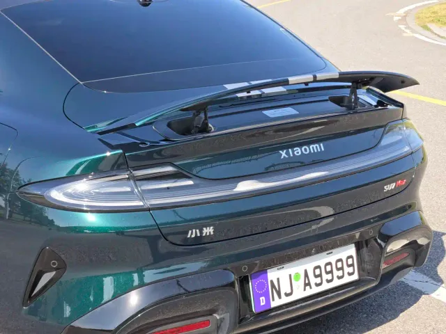Xiaomi SU7 — Фото автомобиля 8