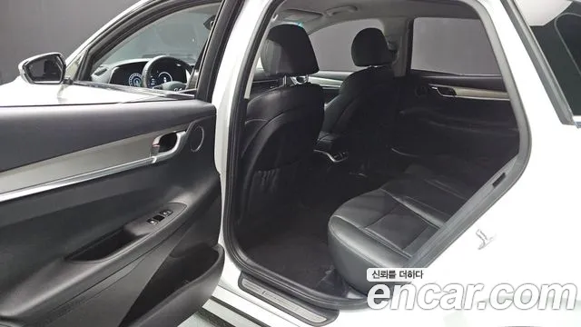 Hyundai Grandeur Новый Grandeur IG — Фото автомобиля 23