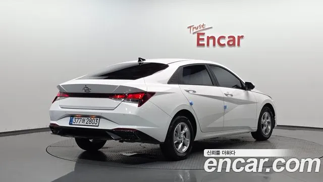Hyundai AVANTE Avante (CN7) — Фото автомобиля 2
