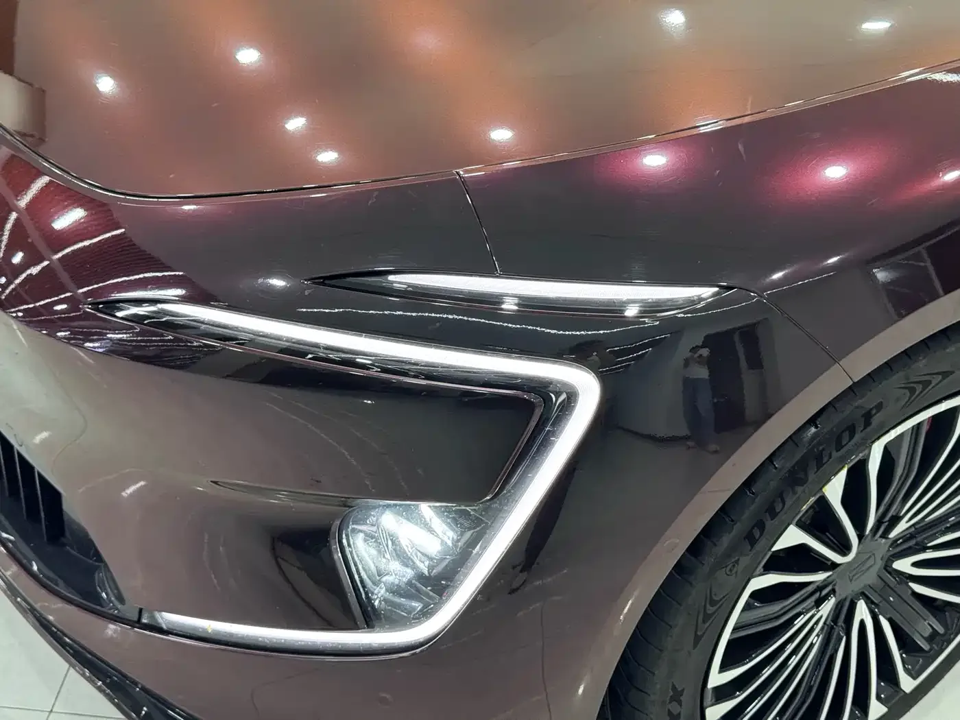 Avatr Avatr 12 2023 650 Triple Laser 4WD GT Edition — Фото автомобиля 6