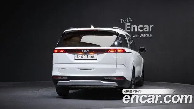 Kia Canival Carnival 4 поколение Дизель 9 мест Prestige — Фото автомобиля 4