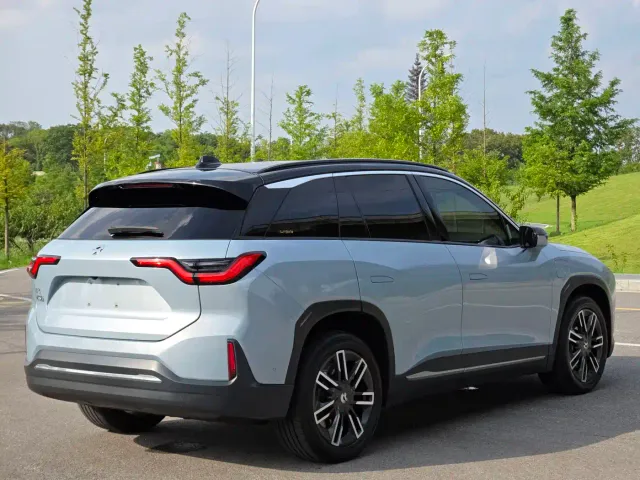 Nio ES6 — Фото автомобиля 6
