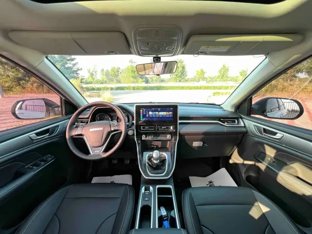 Haval M6 — Фото автомобиля 10