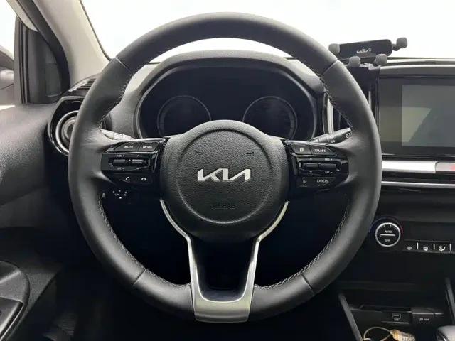 Kia KX1 — Фото автомобиля 10