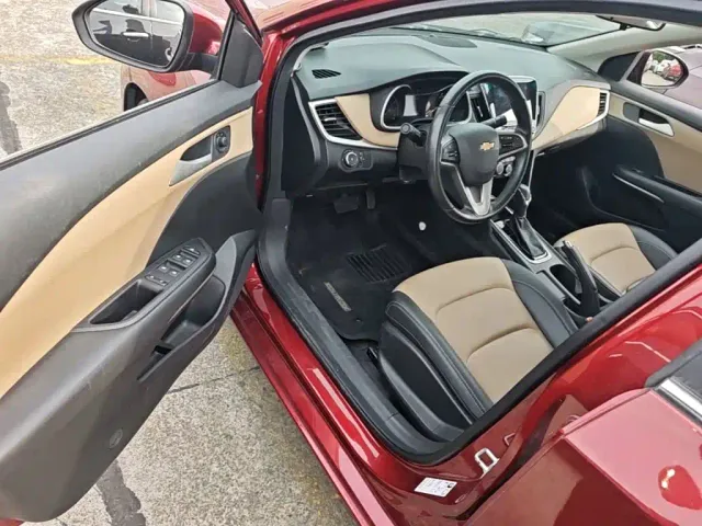 Chevrolet Monza — Фото автомобиля 15