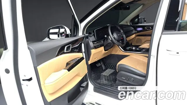Kia Carnival Generation 4 — Фото автомобиля 10