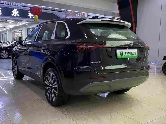 Hongqi HS6 PHEV — Фото автомобиля 18