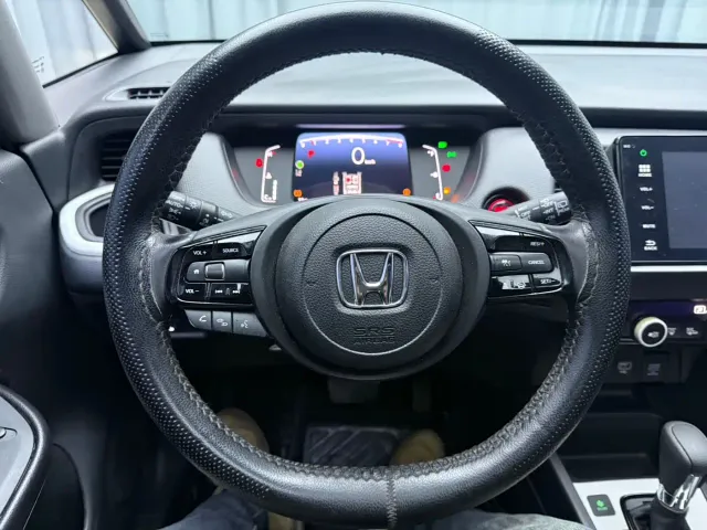 Honda Fit — Фото автомобиля 10