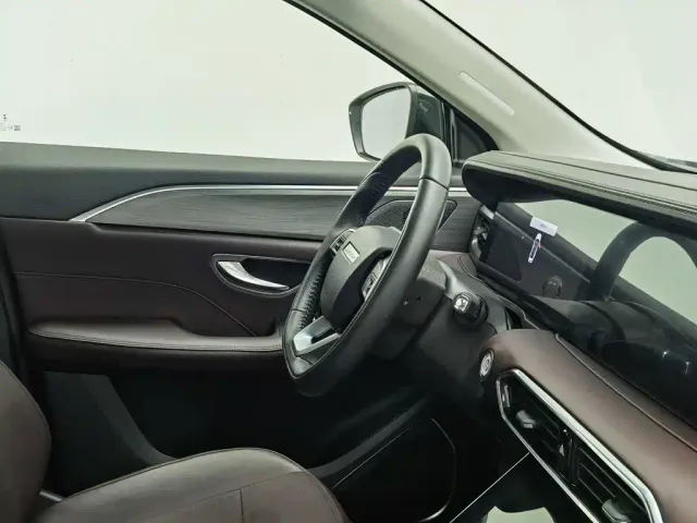 Jetour X90 Plus — Фото автомобиля 22