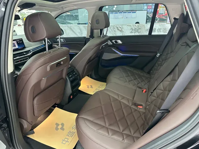 BMW X5 — Фото автомобиля 16
