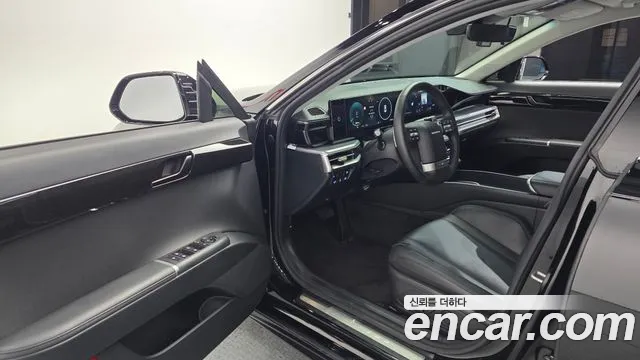Hyundai Grandeur GN7 — Фото автомобиля 10