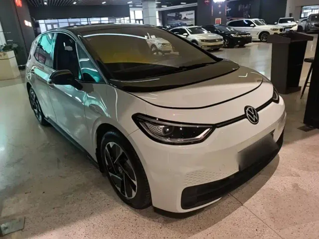 Volkswagen ID.3 — Фото автомобиля 21