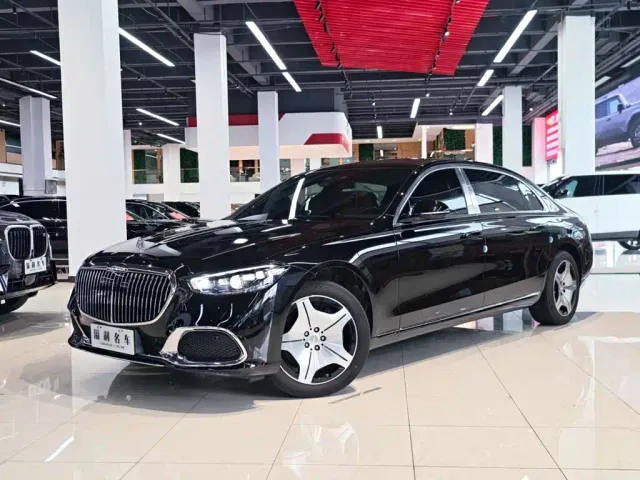 Фотография автомобиля — Mercedes-Benz Maybach S-Class