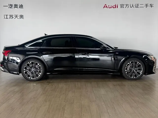 Audi A6L — Фото автомобиля 3