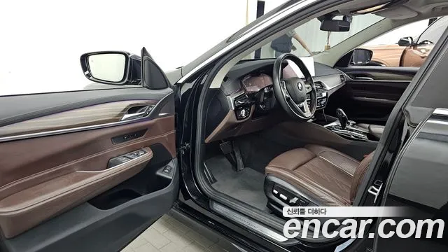 BMW Gran Turismo — Фото автомобиля 9