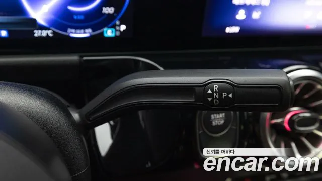 Mercedes-Benz EQA — Фото автомобиля 9
