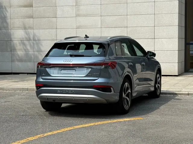 Audi Q4 e-tron — Фото автомобиля 20