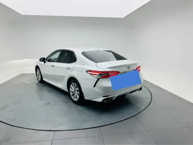 Toyota Camry — Фото автомобиля 4