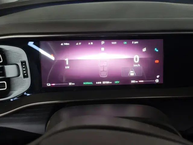 Denza Denza D9 2022 DM-i 970 AWD Flagship — Фото автомобиля 11