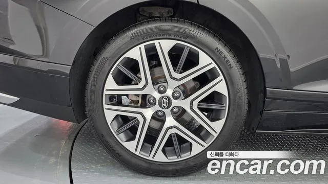 Hyundai Grandeur GN7 — Фото автомобиля 5