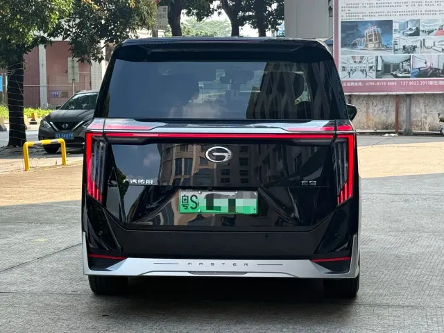 GAC Trumpchi E9 — Фото автомобиля 3