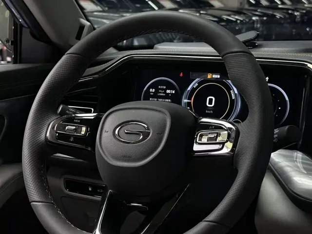 GAC Trumpchi GS8 — Фото автомобиля 25