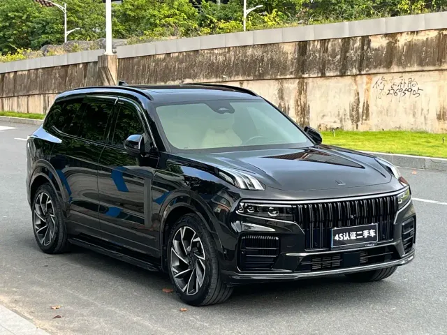 Lynk & Co 09 — Фото автомобиля 3