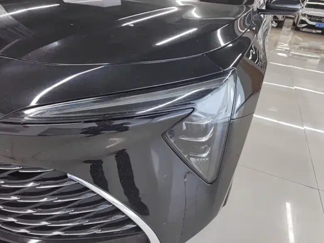 Buick LaCrosse — Фото автомобиля 5