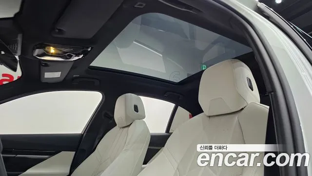 BMW 5-Series 5 серия (G60) 523d M Sport — Фото автомобиля 15