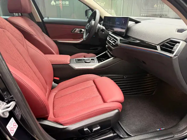 BMW 3 Series — Фото автомобиля 21