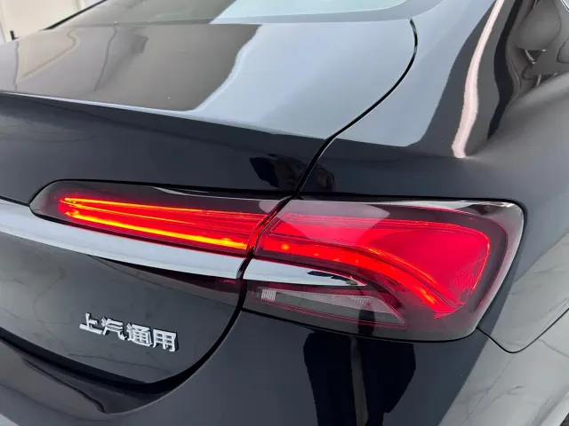 Buick LaCrosse — Фото автомобиля 23