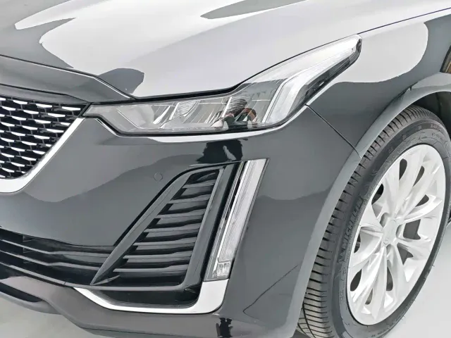Cadillac CT5 — Фото автомобиля 16