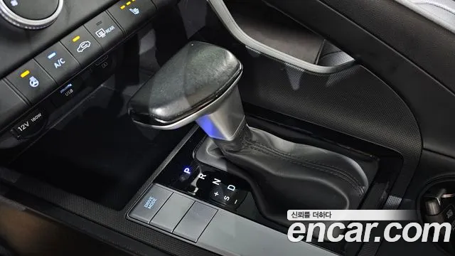 Hyundai AVANTE Avante (CN7) 1.6 LPi (Для проката) — Фото автомобиля 9