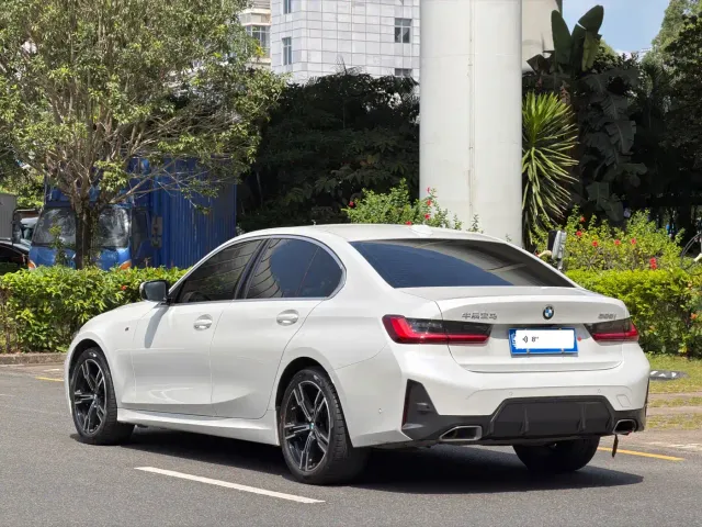 BMW 3 Series — Фото автомобиля 4