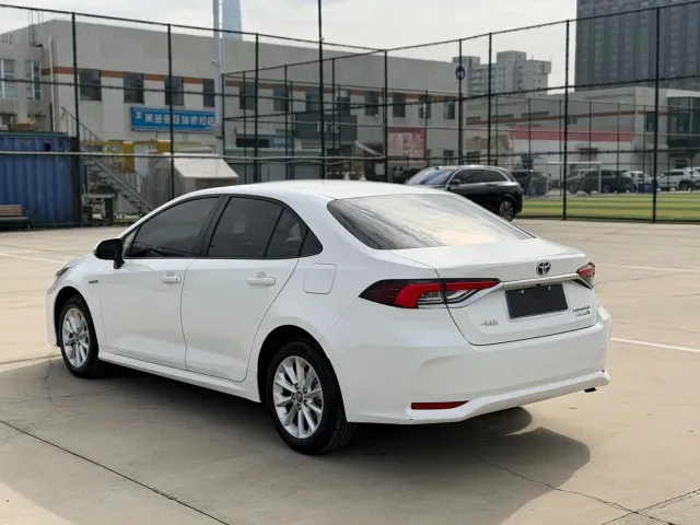 Toyota Corolla — Фото автомобиля 4