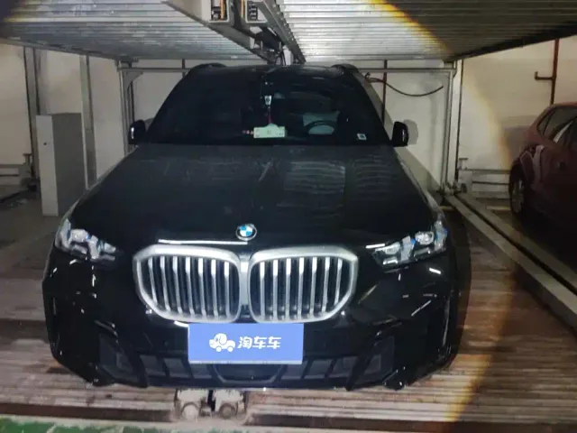 BMW X5 — Фото автомобиля 2