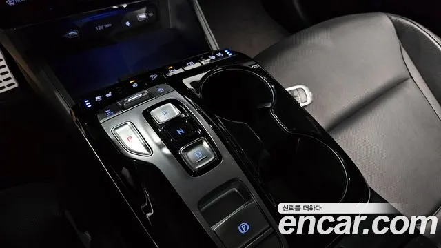 Hyundai Tucson Tucson (NX4) Бензин 1.6 Turbo 4WD — Фото автомобиля 9