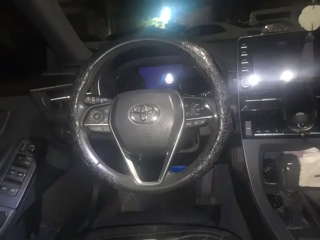 Toyota Avalon 2019 2.0L XLE Premium Edition (China VI) — Фото автомобиля 6
