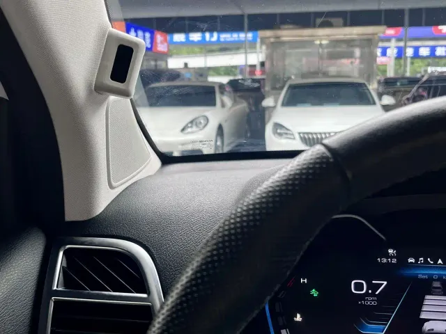 Haval H9 — Фото автомобиля 20