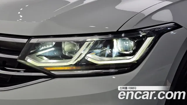 Volkswagen Tiguan Tiguan 2 поколение 2.0 TDI 4Motion Prestige — Фото автомобиля 19