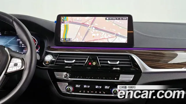 BMW 5-Series — Фото автомобиля 14
