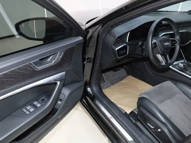 Audi A6L — Фото автомобиля 11
