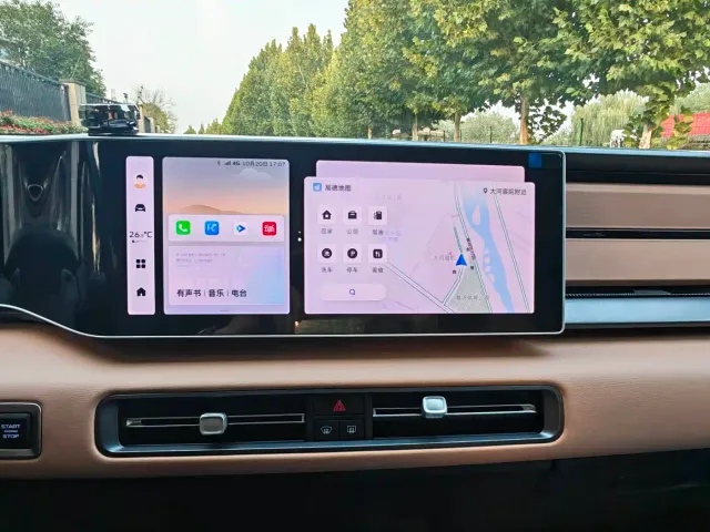 Geely ICON — Фото автомобиля 12