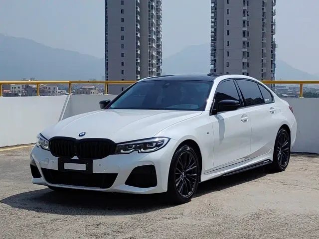 Фотография автомобиля — BMW 3 Series