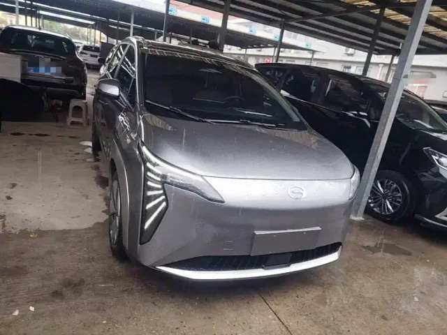 GAC Aion Y — Фото автомобиля 2