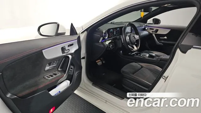 Mercedes-Benz CLA-Class — Фото автомобиля 10
