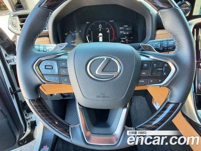 Lexus LX — Фото автомобиля 20
