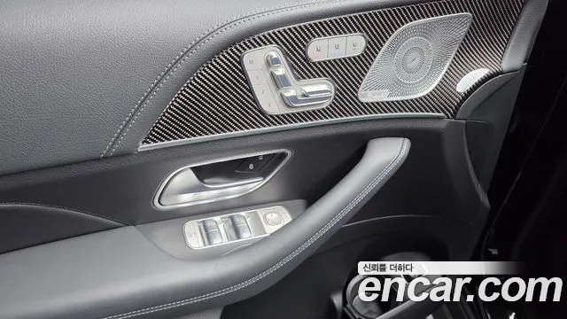 Mercedes-Benz GLE-Class — Фото автомобиля 20