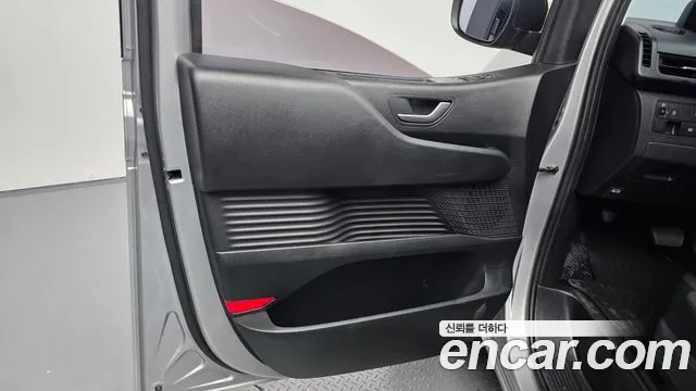 Hyundai Staria Staria Tourer 11 мест — Фото автомобиля 24
